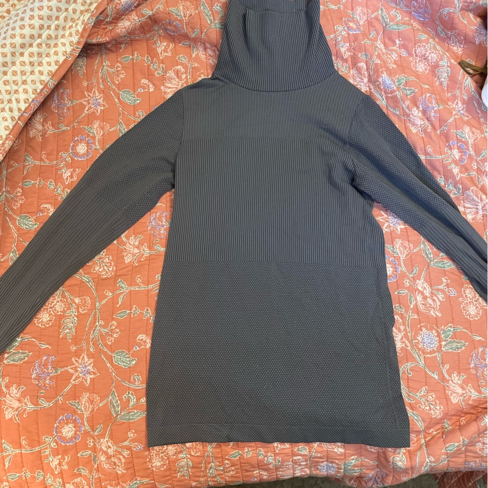 Athleta Charcoal Ribbed Turtleneck